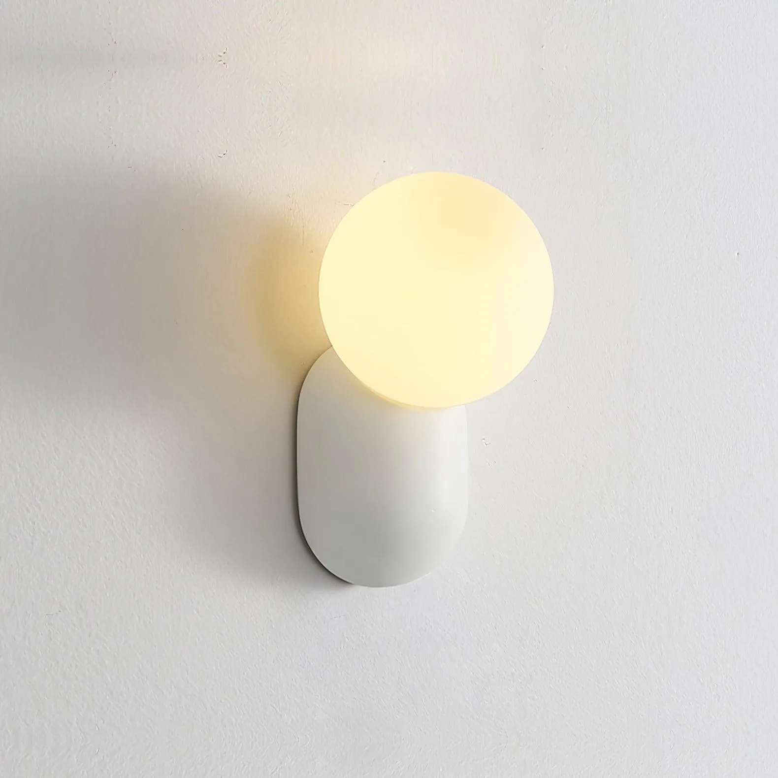 Cantilever Wall Light