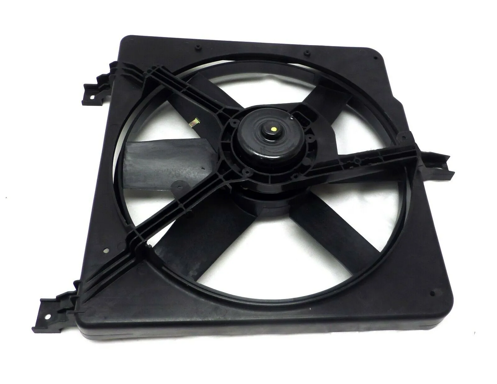 CF2011110 Radiator Engine Cooling Fan 1990-1994 Chevrolet Cavalier Sunbird 2.2L