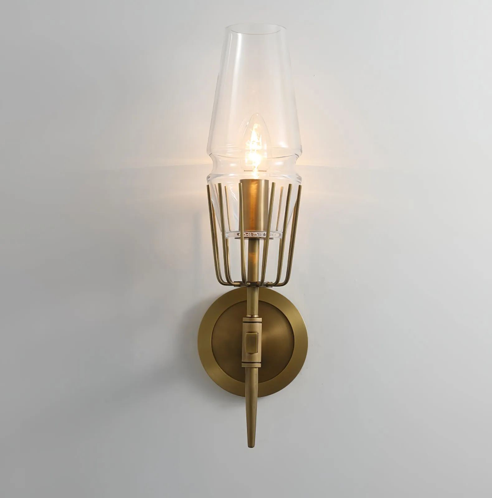 Chaillot Wall Lamp