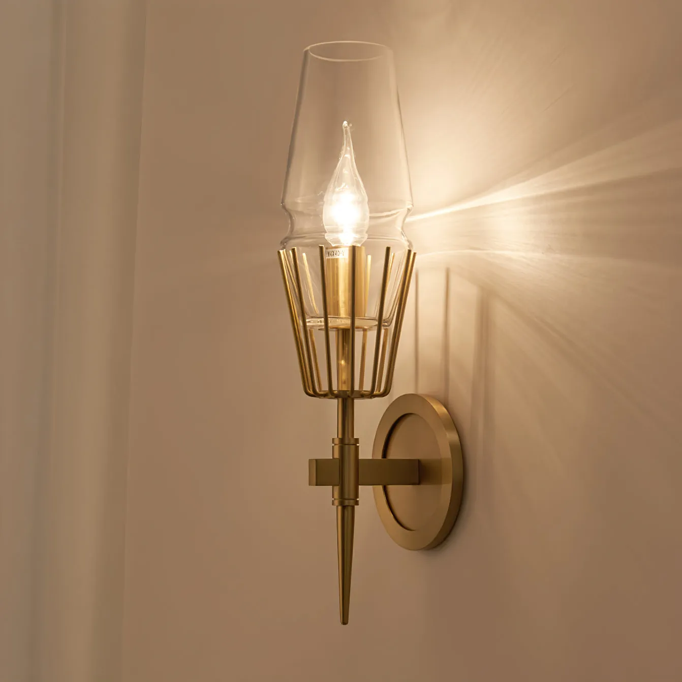 Chaillot Wall Lamp