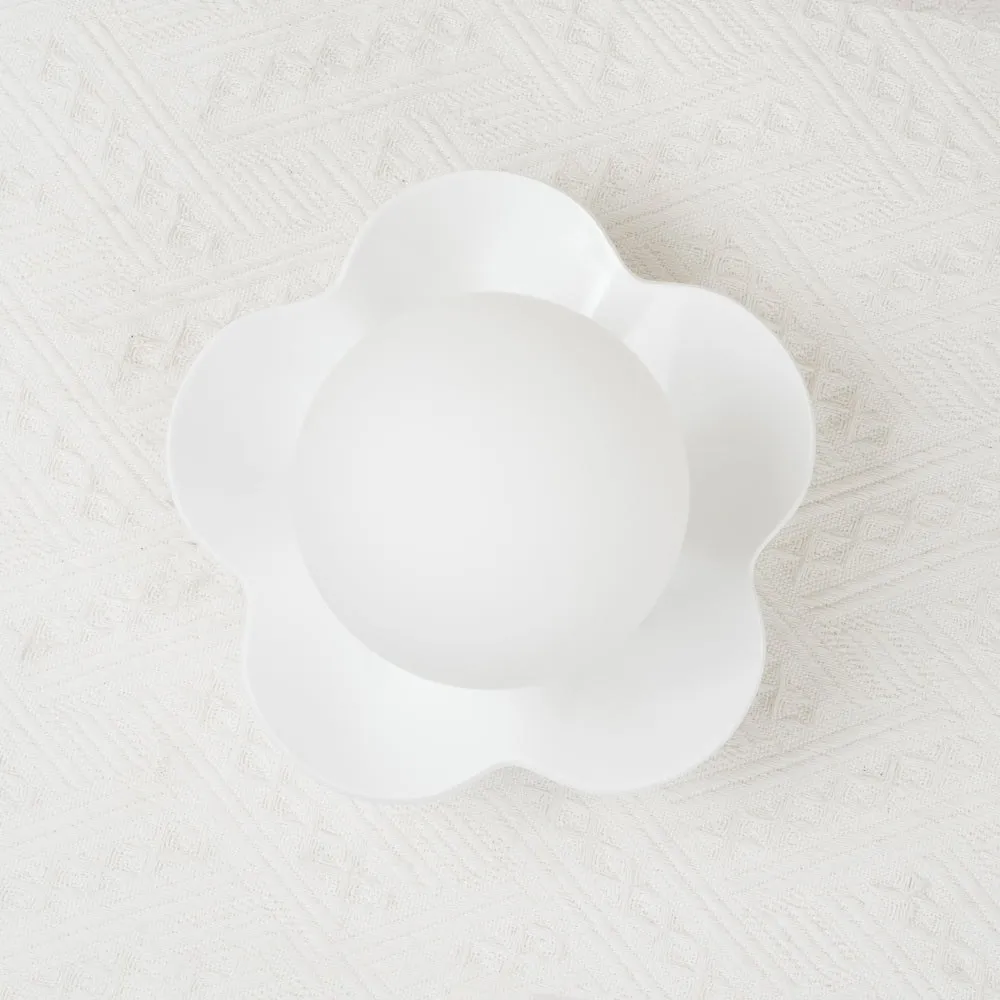 La Fleur Wall Lamp 7.9″- 6.7″