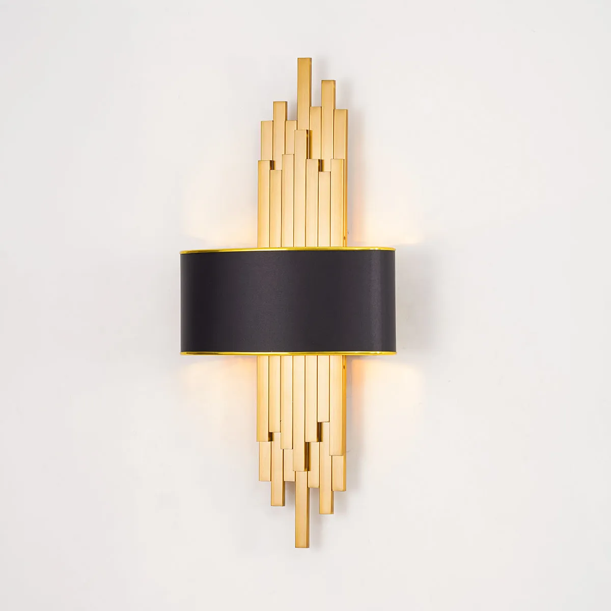 Laurina Wall Lamp