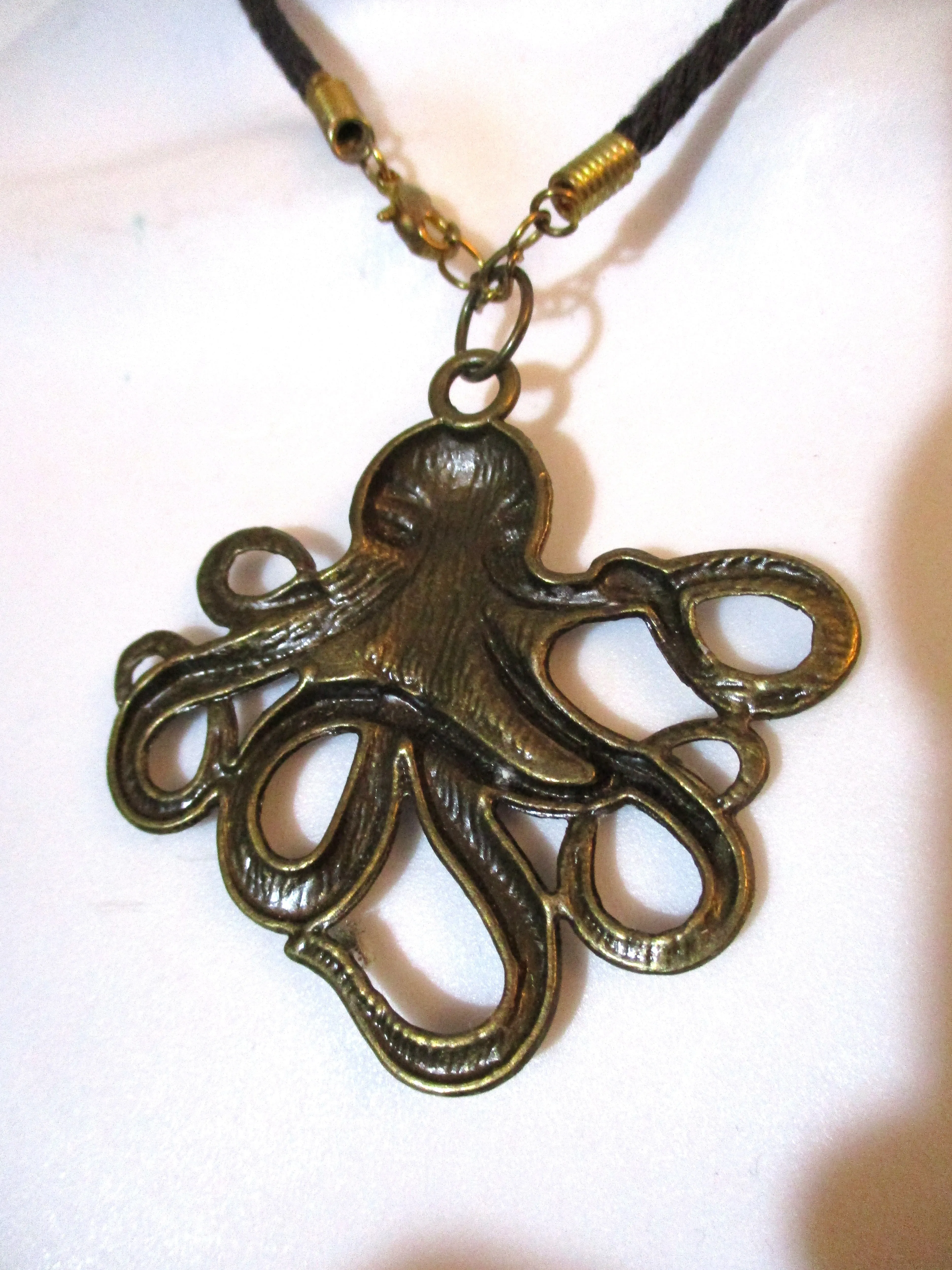 SQUID OCTOPUS TENTACLE Pendant Necklace Leather Cord Steampunk