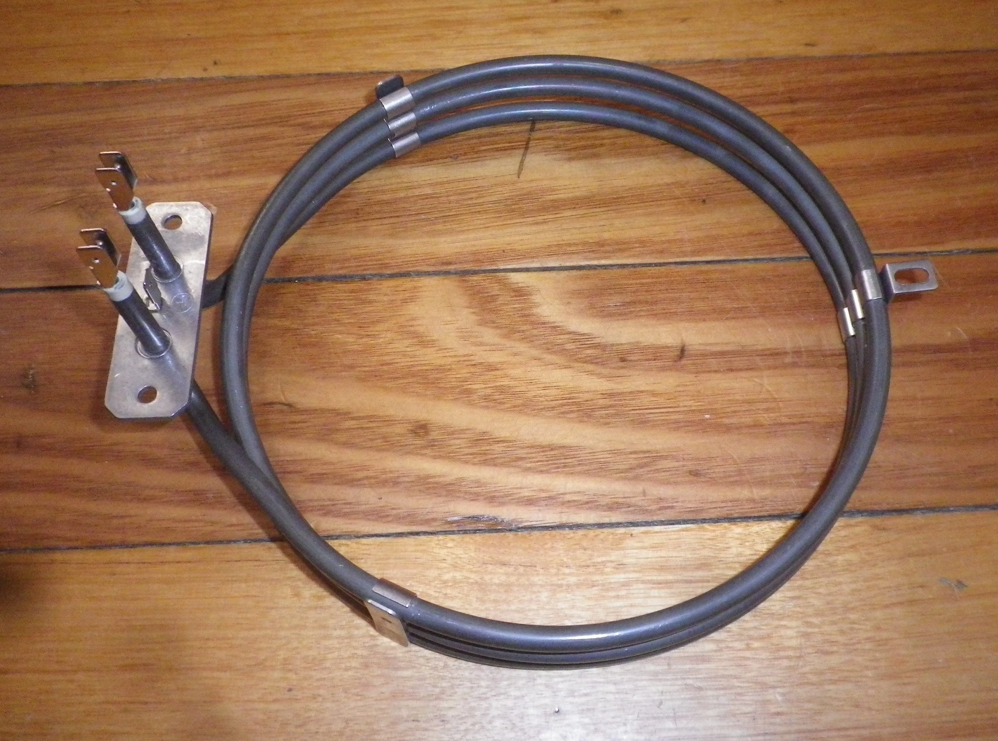 Triple Loop 2200Watt Fan Forced Oven Element - Part # DL62097004, 062097004